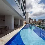 Quarto E Sala Com Vista Mar E Comodidades Modernas